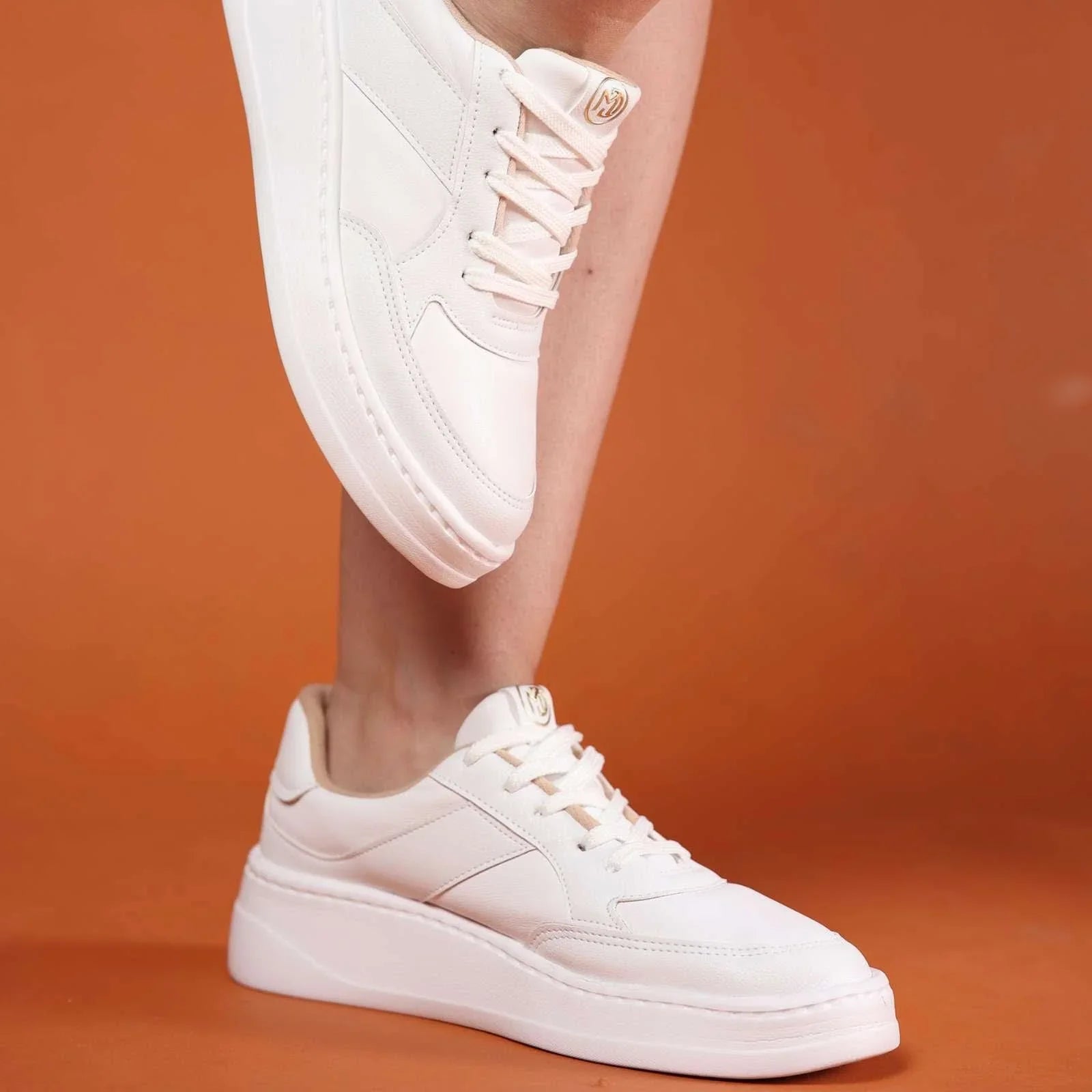 TÊNIS FEMININO TERAPEUTICO COURO NAPA DEBORA