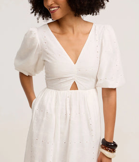 Vestido em Laise — Entrega Rápida