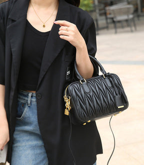 Bolsa Pequena Couro Legítimo Matelassê Milly