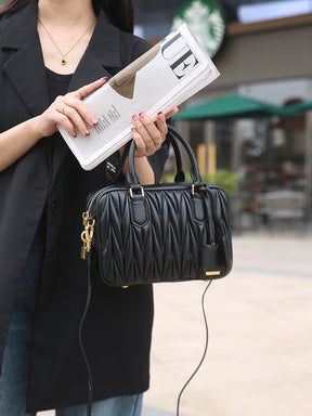 Bolsa Pequena Couro Legítimo Matelassê Milly