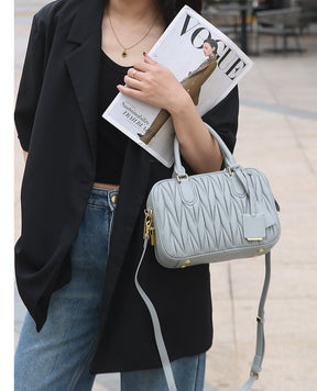 Bolsa Pequena Couro Legítimo Matelassê Milly