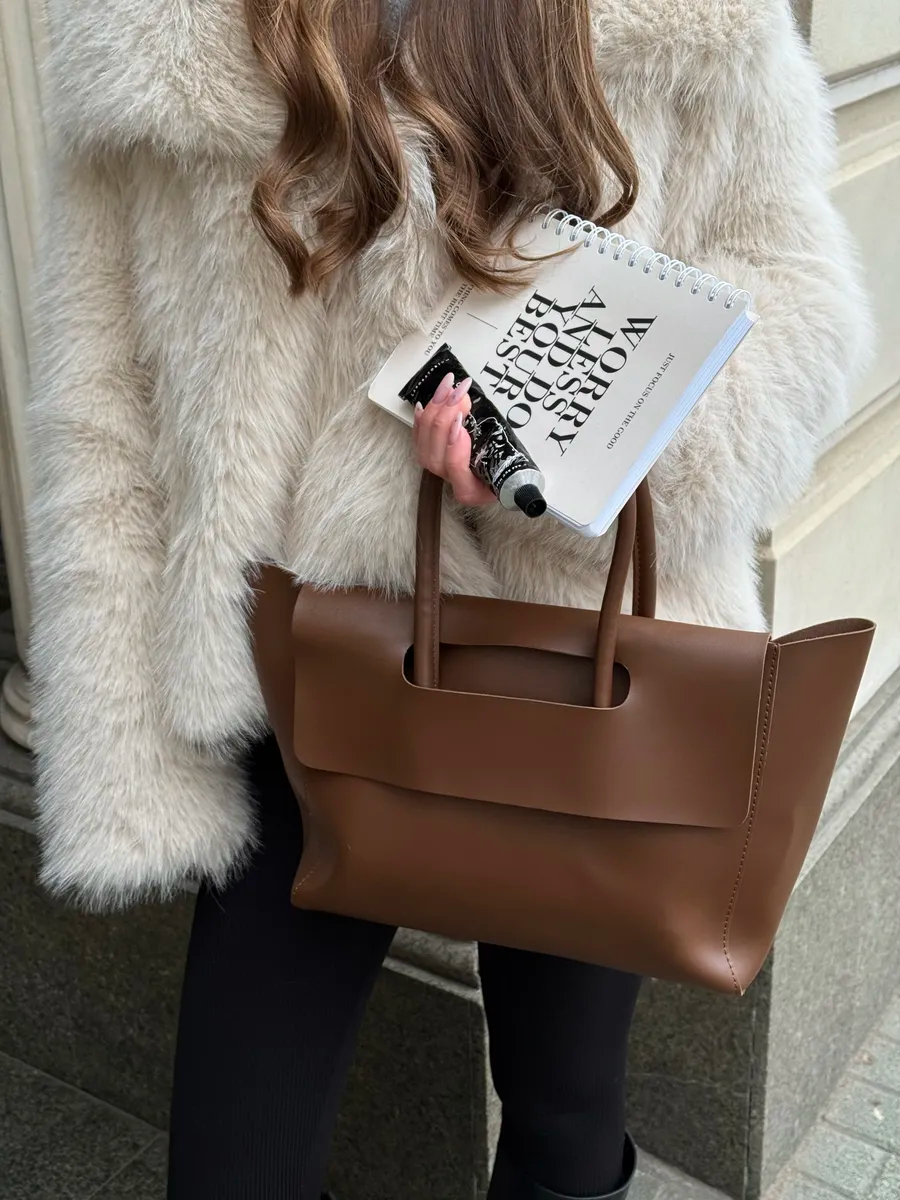 Bolsa Tote Grande Laira