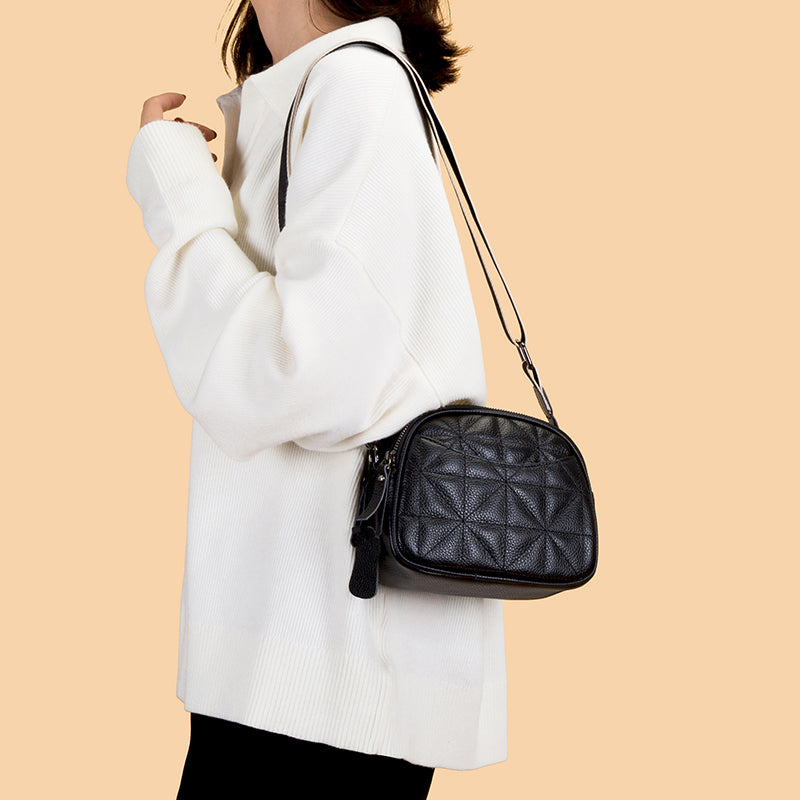 Bolsa Transversal Matelassê Couro Legítimo Raven