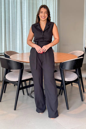 Macacão Pantalona Detalhe Botões Anita Preto