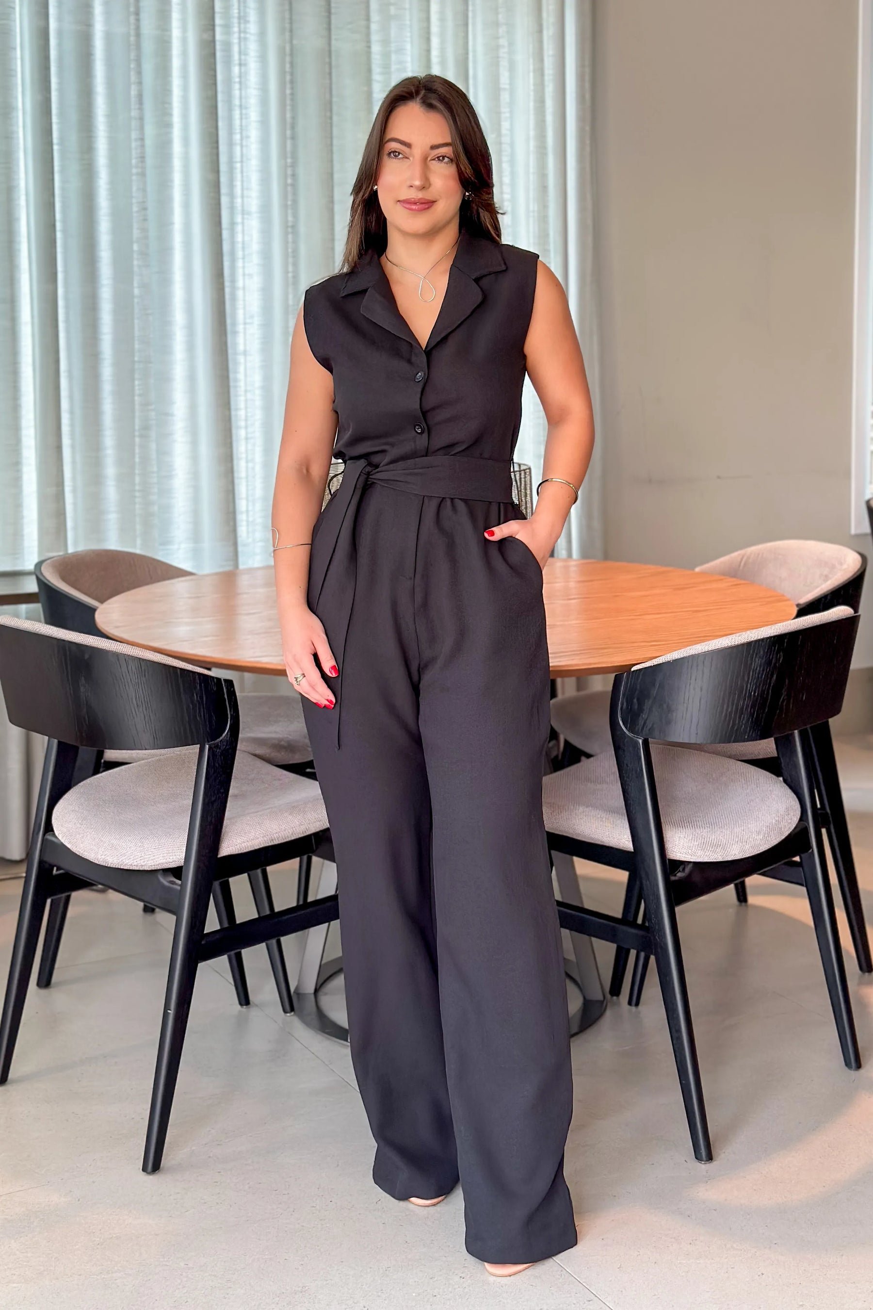 Macacão Pantalona Detalhe Botões Anita Preto