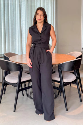 Macacão Pantalona Detalhe Botões Anita Preto