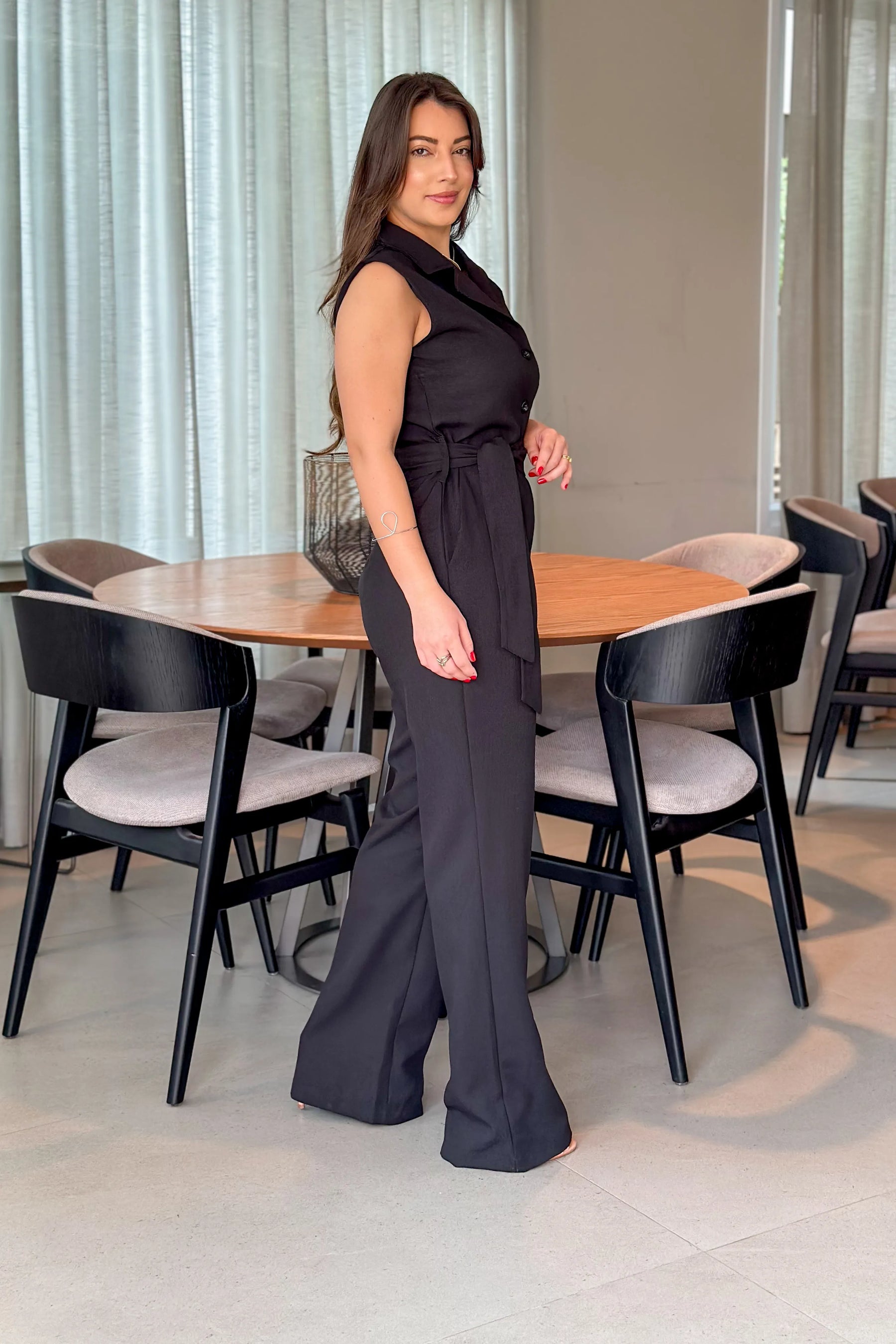 Macacão Pantalona Detalhe Botões Anita Preto