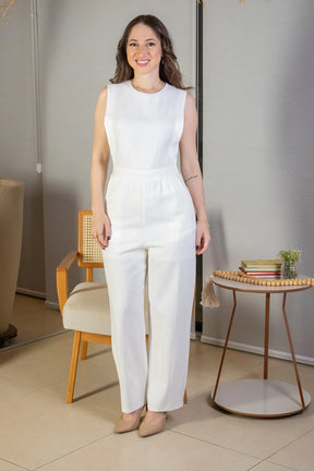 Macacão Alfaiataria Detalhe Bolso Juliana Paes Branco