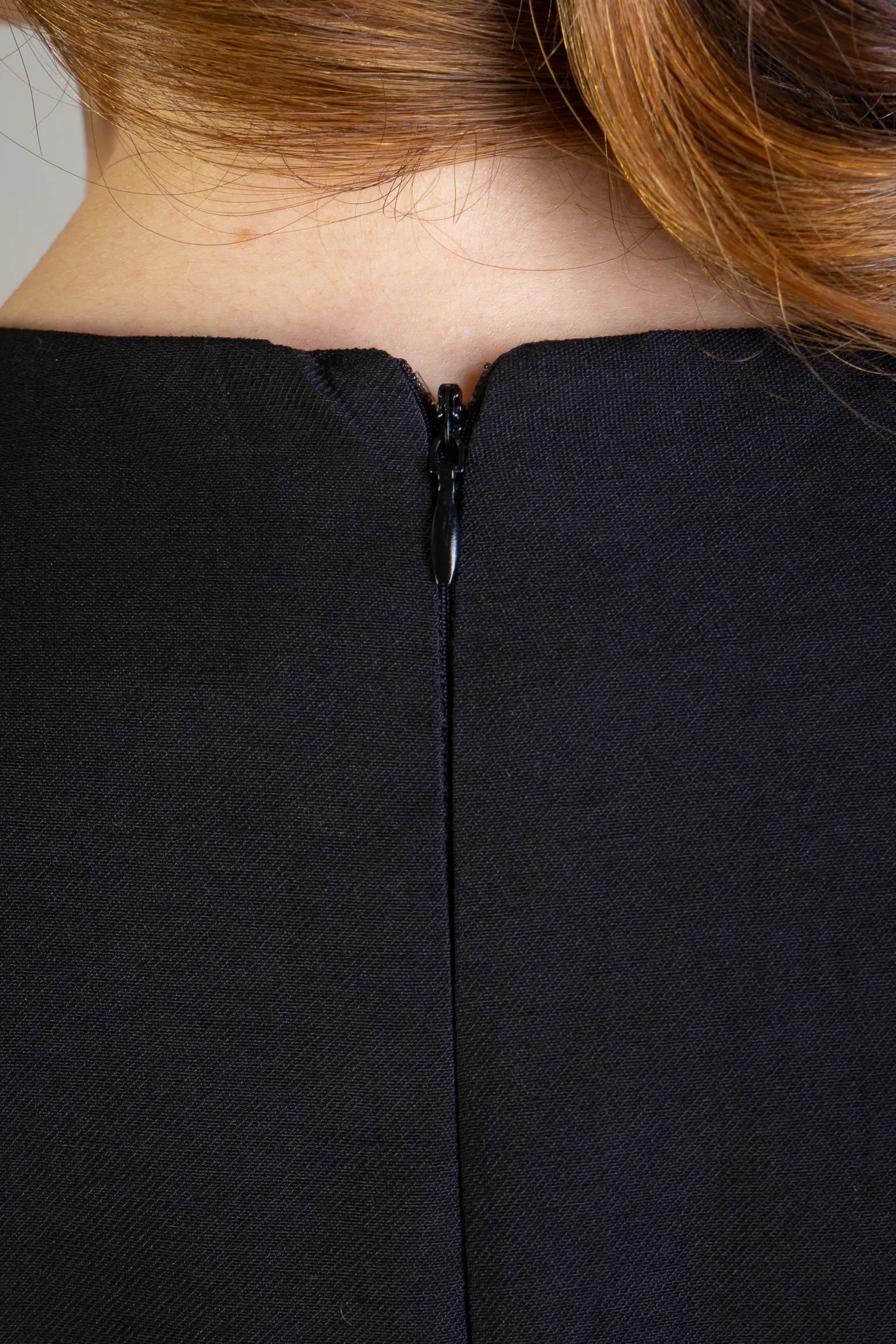 Macacão Alfaiataria Detalhe Bolso Juliana Paes Preto