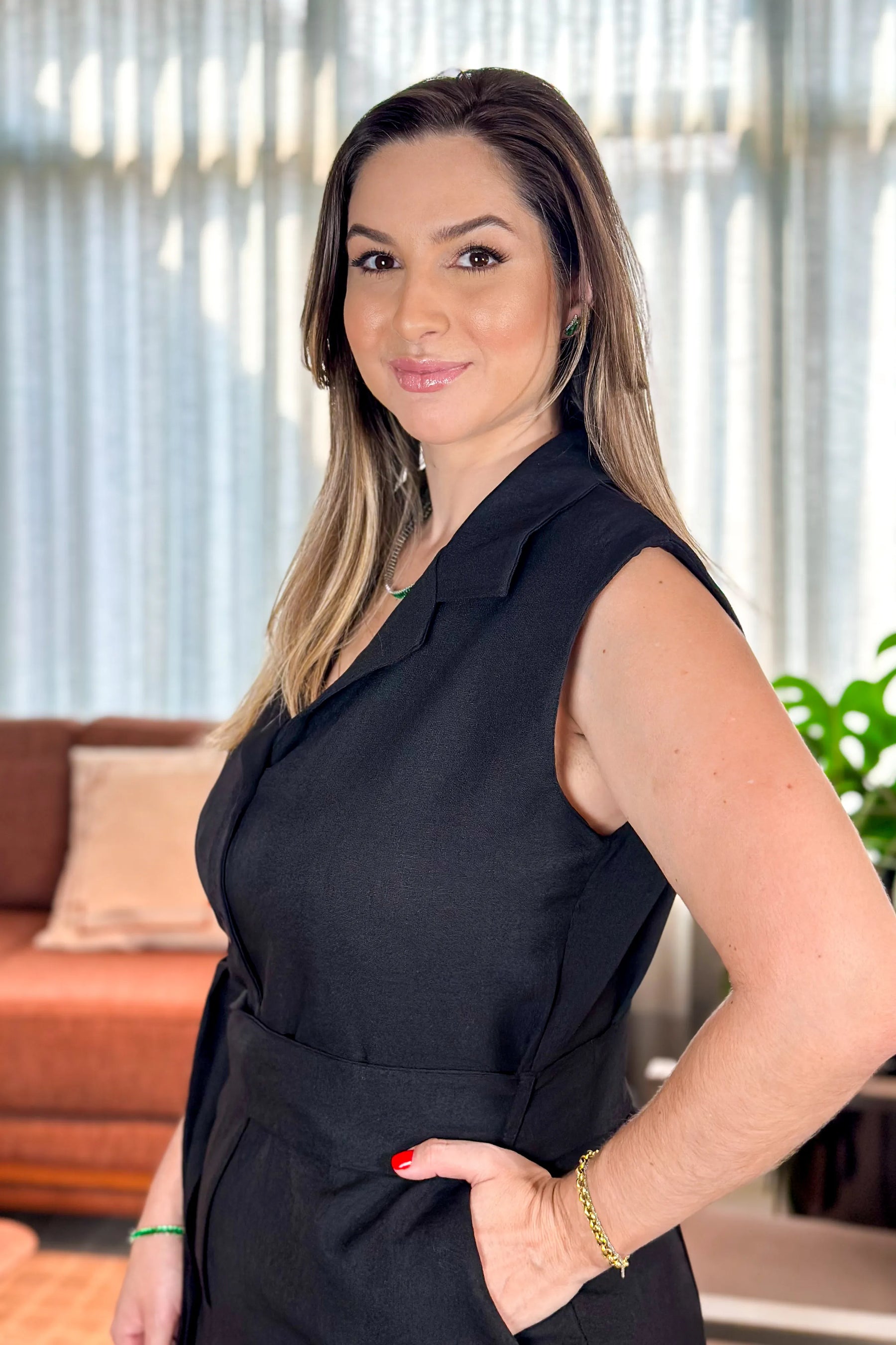 Macacão Pantalona Detalhe Botões Anita Preto