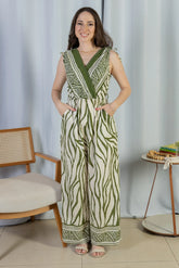 Macacão Regata Decote "V" Visco Rústico Emily Estampado Verde