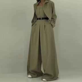 Conjunto Macacão e Casaco