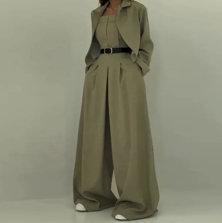 Conjunto Macacão e Casaco