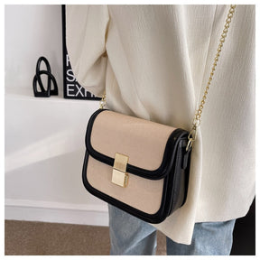 Bolsa Box Transversal Carteiro Hellen