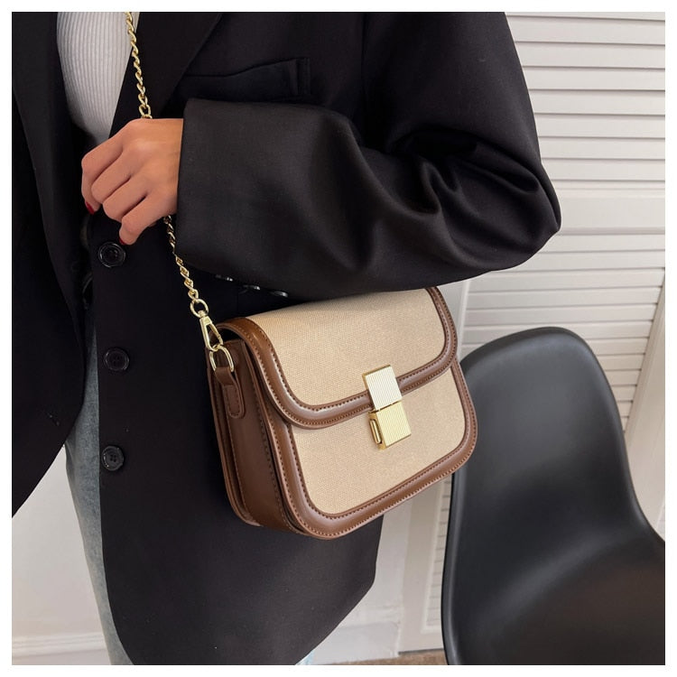 Bolsa Box Transversal Carteiro Hellen