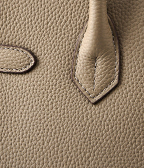 Bolsa Classic Média Couro Legítimo Barcelona Ferragem Dourada