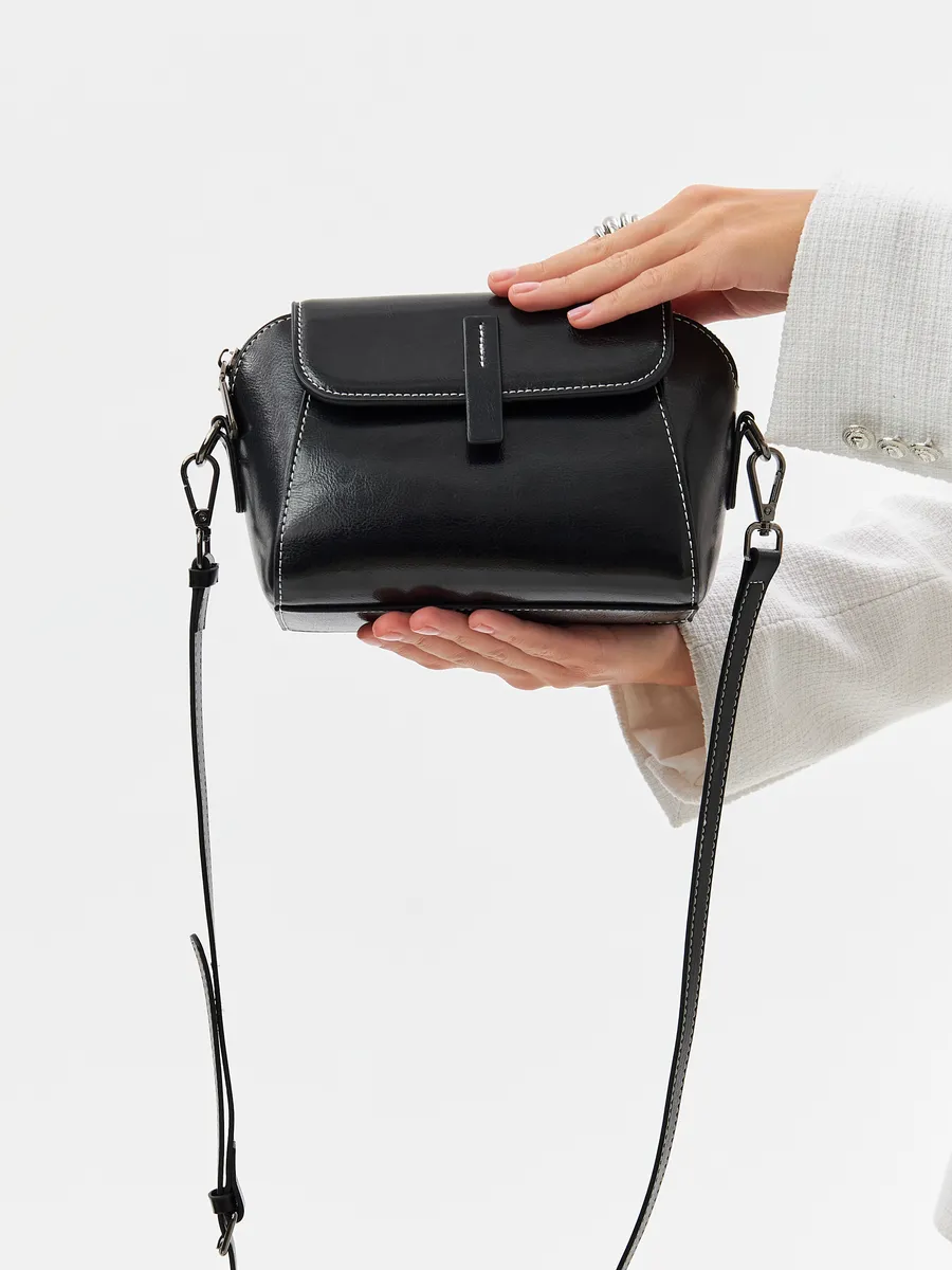 Bolsa Transversal Pequena Couro Daisy