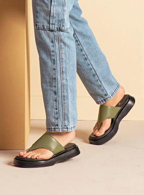 Flatform em Couro Acolchoado Bia Verde Oliva