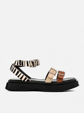 Flatform em Couro Fivelas Bia Caramelo Off White e Animal Print Zebra