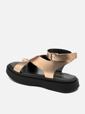 Flatform em Couro Tiras Cruzadas Bia Prata Velho