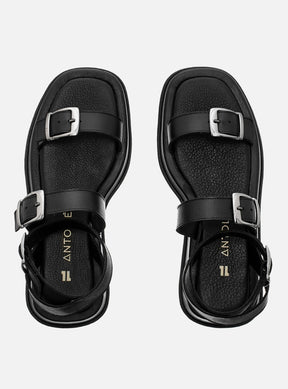 Flatform em Couro Tiras e Fivelas Rafaela Preto