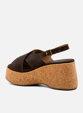 Sandália em Couro Acamurçada Café Plataforma Cortiça Tiras Largas