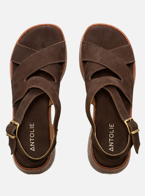 Sandália em Couro Acamurçada Café Plataforma Madeira Tiras Transpassadas