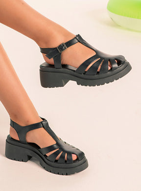 Sandália em Couro Fisherman Salto Morgan Preto