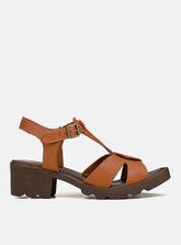 Sandália em Couro Tiras Valentina Caramelo