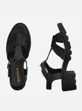 Sandália em Couro Tiras Valentina Preto