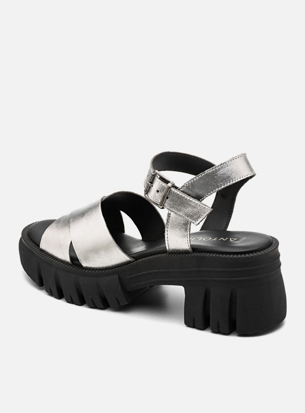 Sandália em Couro Tratorada Maitê Prata