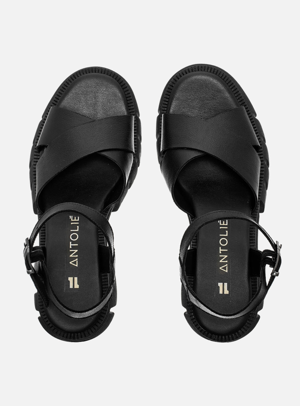 Sandália em Couro Tratorada Maitê Preto