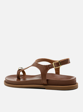 Sandália Papete em Couro Marrom Dedeira Metal