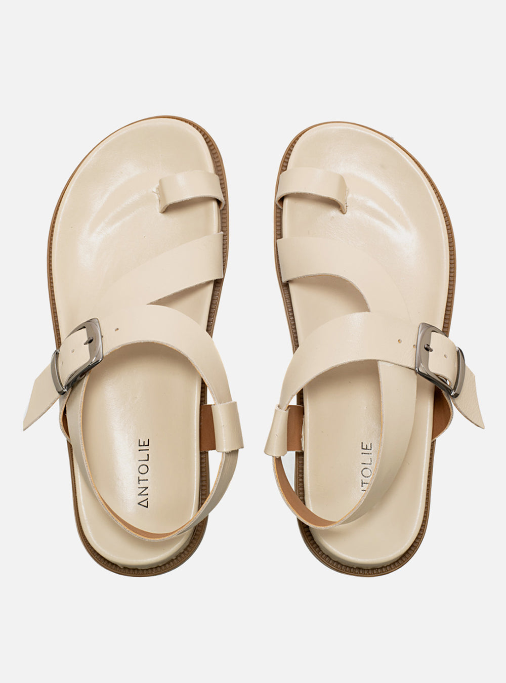 Sandália Papete em Couro Off White com Fivela e Dedeira