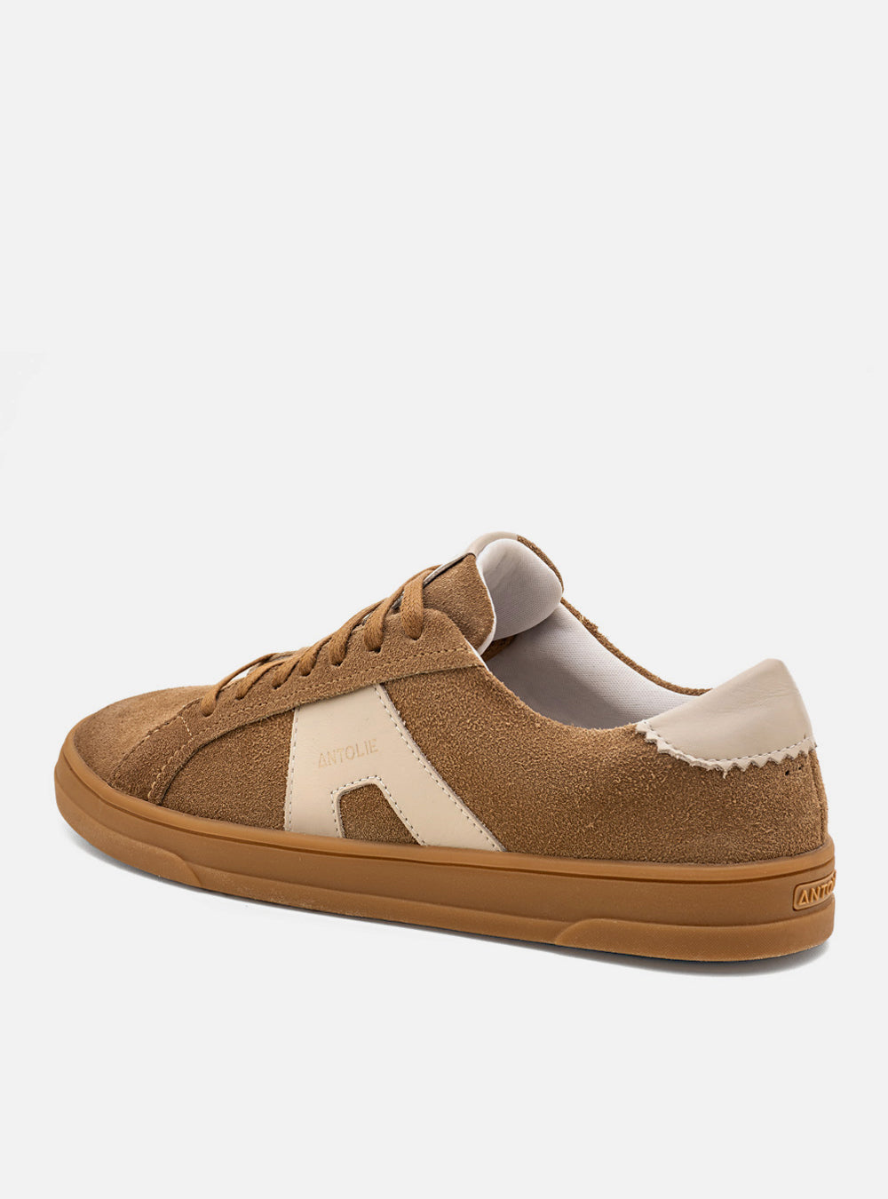 Tênis em Couro Camurça Caramelo Icon