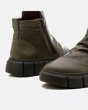 Tênis em Couro Cano Alto Jade Verde Militar