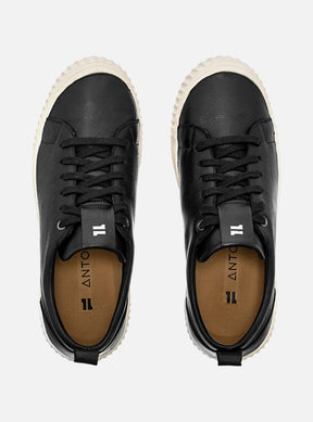 Tênis em Couro com Cadarço Olivia Preto