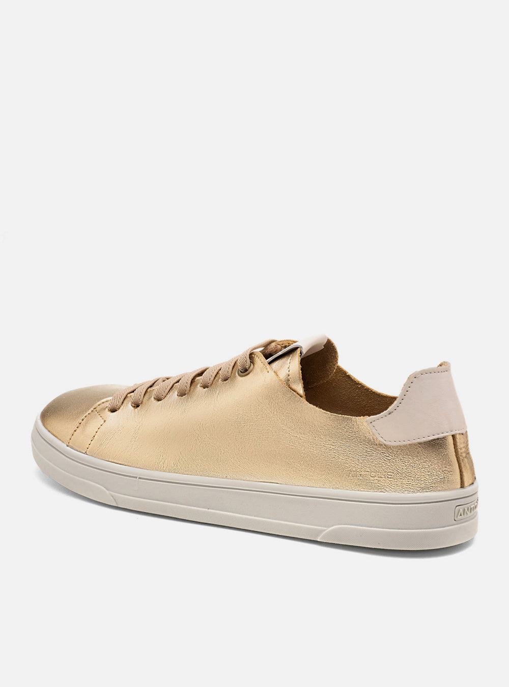 Tênis em Couro Dourado Elástico Basics