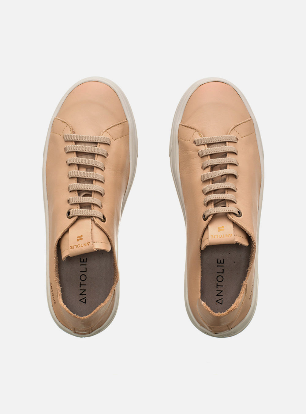 Kit Look Nude | Tênis em Couro Nude Elástico Basics + Cinto em Couro Nude Fino Metal