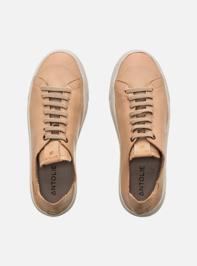 Kit Look Nude | Tênis em Couro Nude Elástico Basics + Cinto em Couro Nude Fino Metal