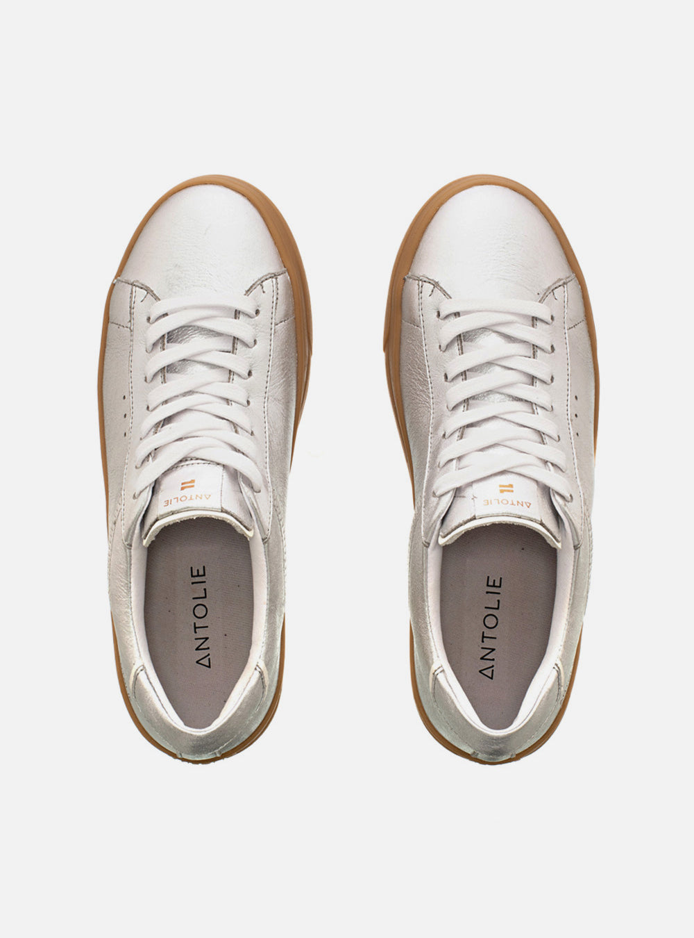 Tênis em Couro Prata Casual