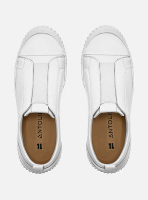 Tênis em Couro Slip On Olivia Branco